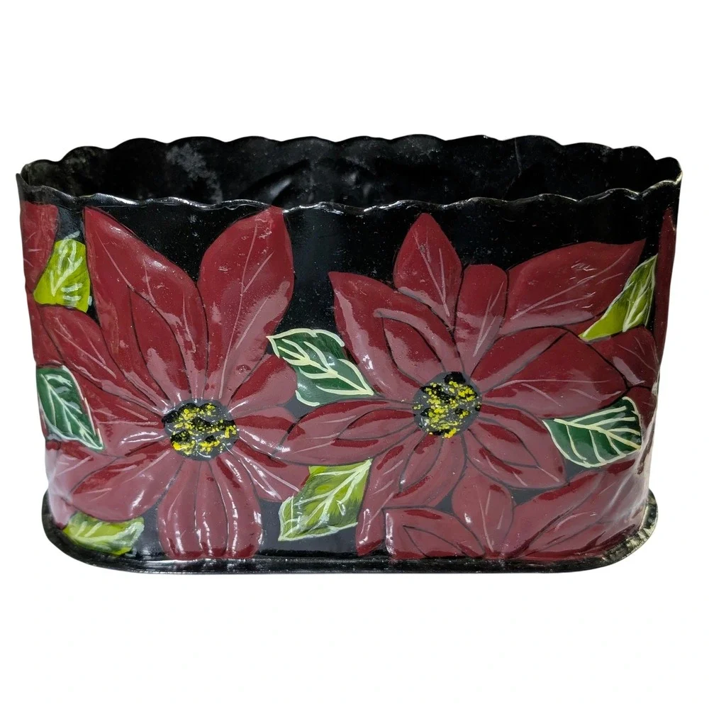 Vintage 1993 Hosley Sculptures Poinsettia Metal Tin Planter Scalloped Oval
